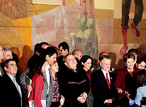 Dilma, Lula, Haddad e Mercadante visitam "Guerra e Paz" de Portinari