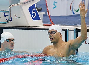 O nadador Andr Brasil comemora a conquista nos 50m livre S10