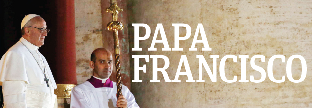 Argentino Jorge Mario Bergoglio saúda fiéis no Vaticano; siga cobertura ao vivo