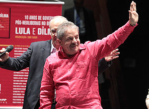 Lula participa de lançamento de livro em São Paulo