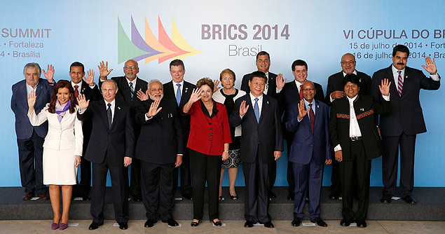 Official photo session for the 6th BRICS summit and the Union of South American Nations (UNASUR) in Brasilia 