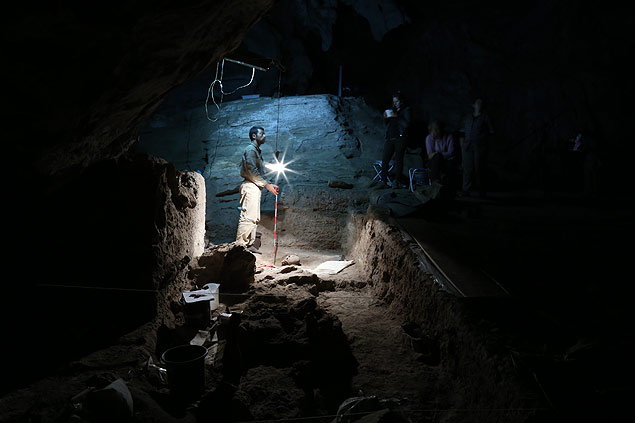 Escavação onde os arqueólogos fizeram encontraram os fósseis, na região deMatozinhos (MG)