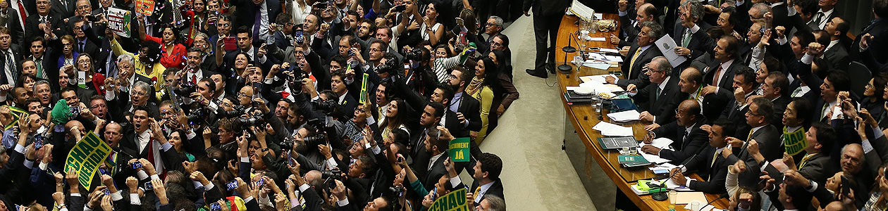 Deputado Bruno Cavalcanti de Araújo (PSDB-PE) dá voto decisivo para a abertura do processo de impeachment de Dilma Rousseff (PT) na Câmara