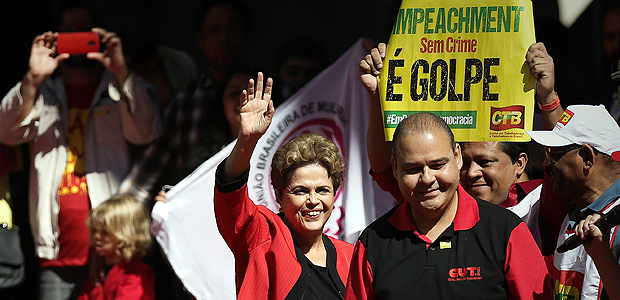 A presidente afastada Dilma Rousseff em comemorao do 1 de Maio em So Paulo
