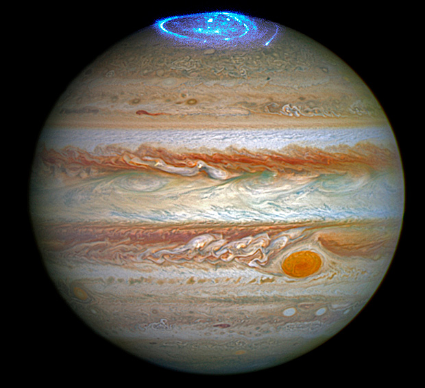 Nova imagem de Jpiter exibe a capacidade de tirar fotos em raios ultravioleta do Hubble