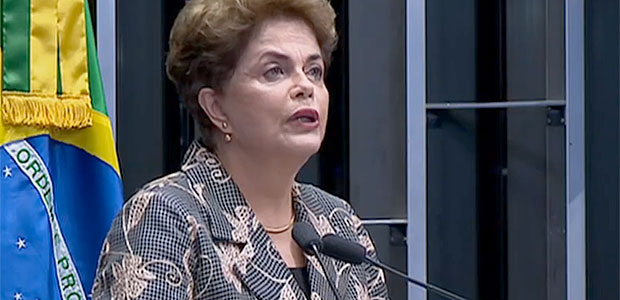 Dilma durante discurso, no plenrio