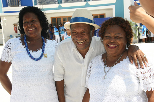 Integrantes da velha guarda da Portela Neide Santana, Noca e tia Surica, em 2012