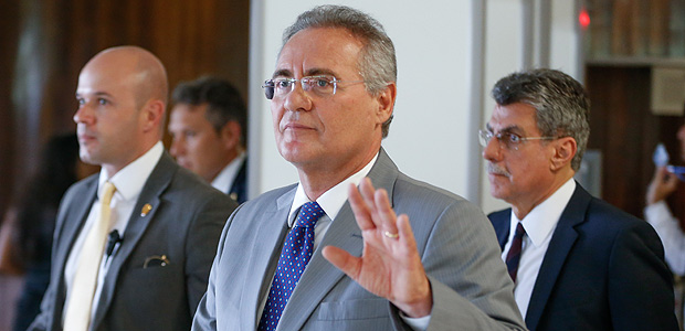 O senador Renan Calheiros (PMDB-AL), no gabinete da presidncia do Senado