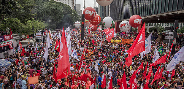 Ato contra as Reforma da Previdência e Trabalhista na avenida Paulista