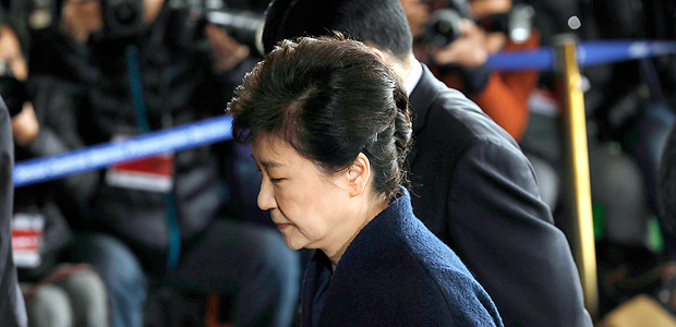 South Korea's ousted leader Park Geun-hye arrives at a prosecutor's office in Seoul, South Korea Tuesday, March 21, 2017. Park said she was 