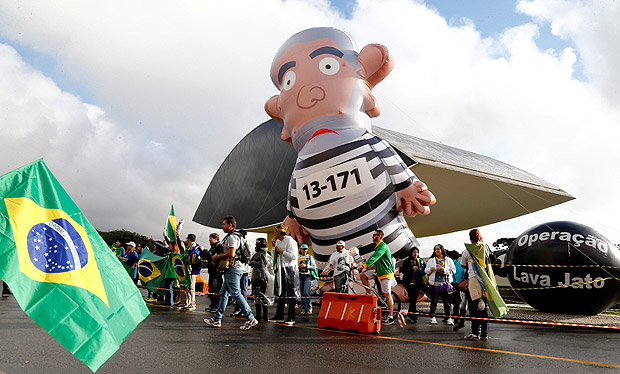 An inflatable doll known as "Pixuleco" of Brazil's former President Luiz Inacio Lula da Silva is seen during Lula's testimony in Curitiba