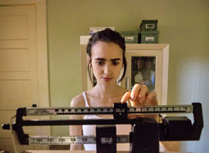 A atriz Lily Collins durante cena de 'O Mínimo para Viver' – Divulgação A atriz Lily Collins durante cena de 'O Mínimo para Viver' – Divulgação