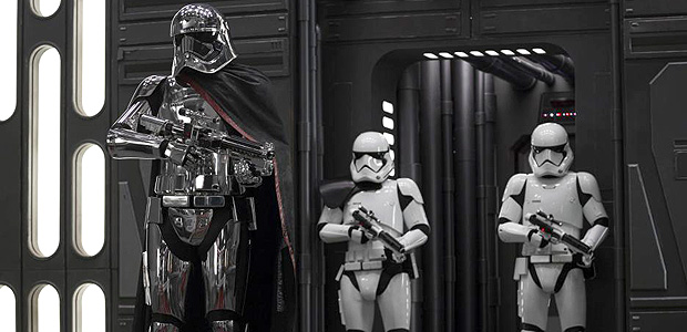 Cena do filme "Star Wars: The Last Jedi", que estreia na próxima quinta-feira (14). Elenco: Daisy Ridley, John Boyega, Mark Hamill, Adam Driver, Carrie Fisher, Joseph Gordon-Levitt.