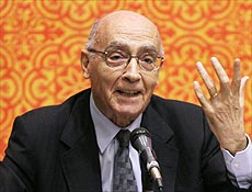 Escritor portugus Jos Saramago, Nobel de Literatura, fez crticas  esquerda atual