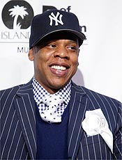 Rapper norte-americano Jay-Z retorna com disco superpop