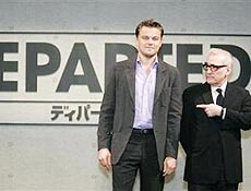 Leonardo Di Caprio (esq) e o diretor Martin Scorsese durante conferncia em Tquio