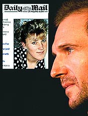 Ralph Fiennes teria feito sexo com aeromoa Lisa Robertson (detalhe)