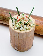 Salada de palmito pupunha, bacalhau e feijo-fradinho