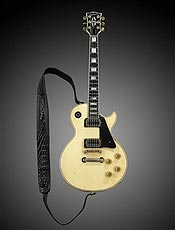 Guitarrista The Edge doou uma Gibson Les Paul 1975 para leilo
