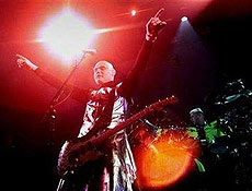 Billy Corgan, cantor e lder dos Smashing Pumpkins durante show em Chicago (EUA)