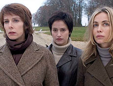 Karin Viard, Marie Gillain e Emmanuelle Bart em "Inferno", do diretor Danis Tanovic