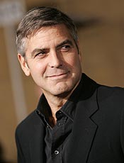 Clooney abordar a influncia americana em eleio de 2002<BR>