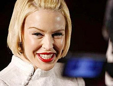 Cantora australiana Kylie Minogue confirma presena em evento de homenagem a Lady Di