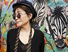 Yoko Ono cedeu msicas para ao beneficente pelas vtimas de Darfur (Sudo)