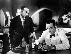 Imagem do filme "Casablanca", o original, no qual o ator Bogart interpreta Rick Blaine