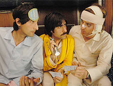 Adrien Brody, Jason Schwartzman e Owen Wilson no filme "The Darjeeling Limited" (2007)