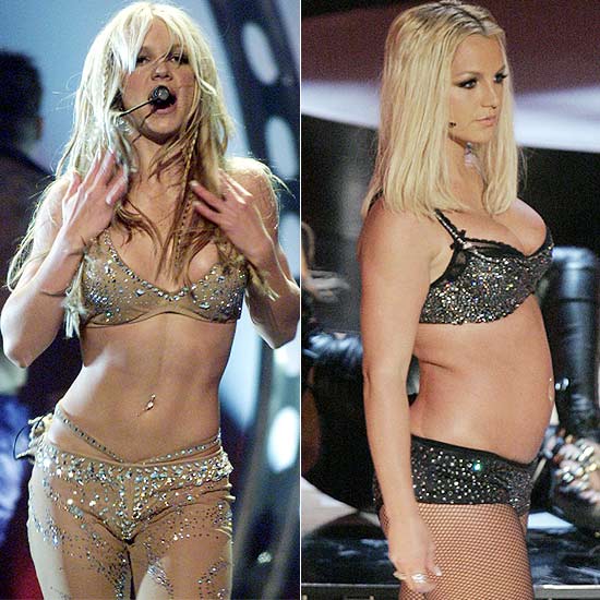 Britney Spears na versão 2000 (esquerda)e na versão 2007 (direita)
