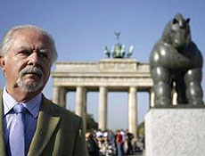 Pintor e escultor Fernando Botero em Berlim; colombiano teve obras roubadas na Itlia