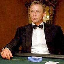 Ator britnico Daniel Craig como James Bond em uma cena de &quot;007 - Cassino Royale&quot;