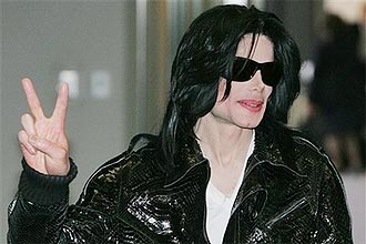 Michael Jackson chegou a um acordo com xeque árabe que o acusava de quebra de contrato 
