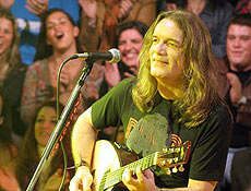 Wander Taffo, um dos principais guitarristas do país, morre em São Paulo