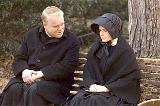 Seymour Hoffman e Amy Adams concorrem como melhores ator e atriz coadjuvantes em "Dúvida", que tem Meryl Streep no elenco