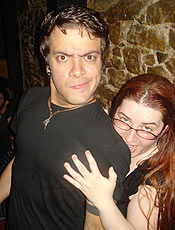 Max, participante do "BBB 9", com a amiga Bruna