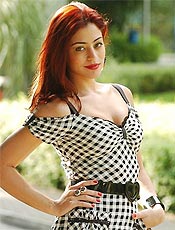 Atriz Carol Castro foi vítima de um assalto na noite de ontem (9)