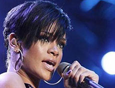 Rihanna pode renovar contratos publicitários após se envolver em caso de agressão