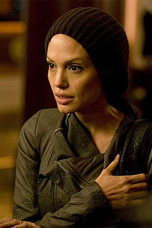 Jolie interpreta agente secreta em novo filme; aparência magra preocupa produtores
