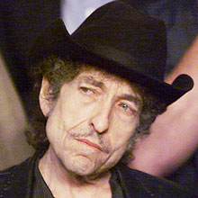 Cantor Bob Dylan lança o 33º álbum de sua carreira, "Together Through Life"