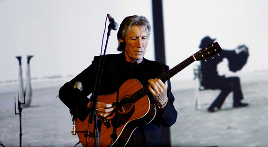 Roger Waters, um dos integrantes que fundou o Pink Floyd; banda venceu processo contra a gravadora EMI