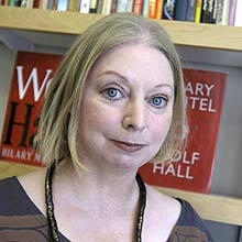 A escritora Hilary Mantel, que venceu o Booker Prize pelo livro &quot;Wolf Hall&quot;