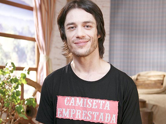 Igor Cotrim ficou conhecido por sua participação no seriado de "Sandy e Júnior"