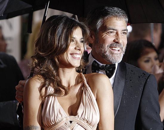 Elisabetta Canalis e o ator George Clooney