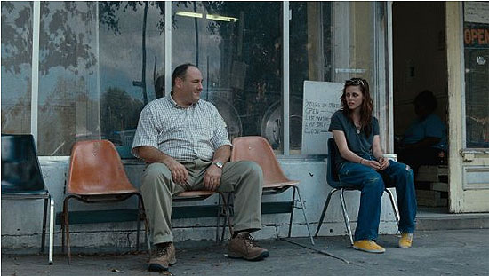 James Gandolfini e Kristen Stewart em cena de "Welcome to the Rileys", que foi exibido no Festival de Berlim