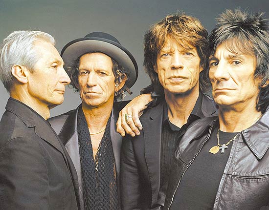 Baterista Charlie Watts (à esquerda) ao lado do guitarrista Keith Richards, do Rolling Stones