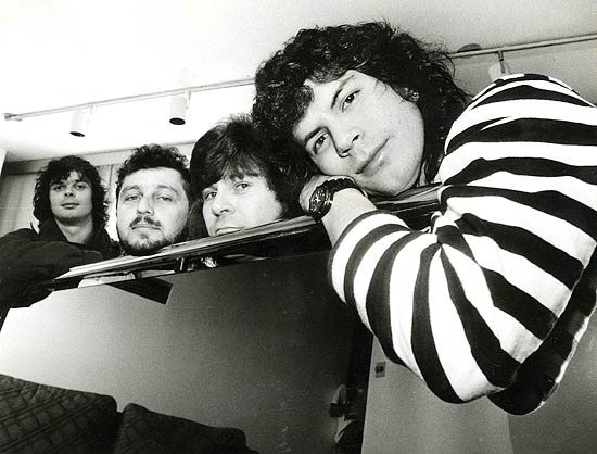 De esquerda para direita, Fernando, Luís, Paulo Pagiani e Paulo Ricardo, integrantes da banda de rock RPM