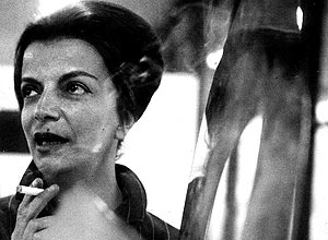 Texto: Artes Plsticas: a artista plstica brasileira Lygia Clark. (00.00.1963. Foto: Folha Imagem)