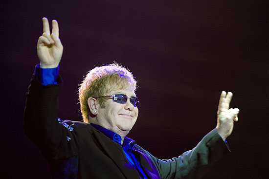 O cantor e compositor Elton John